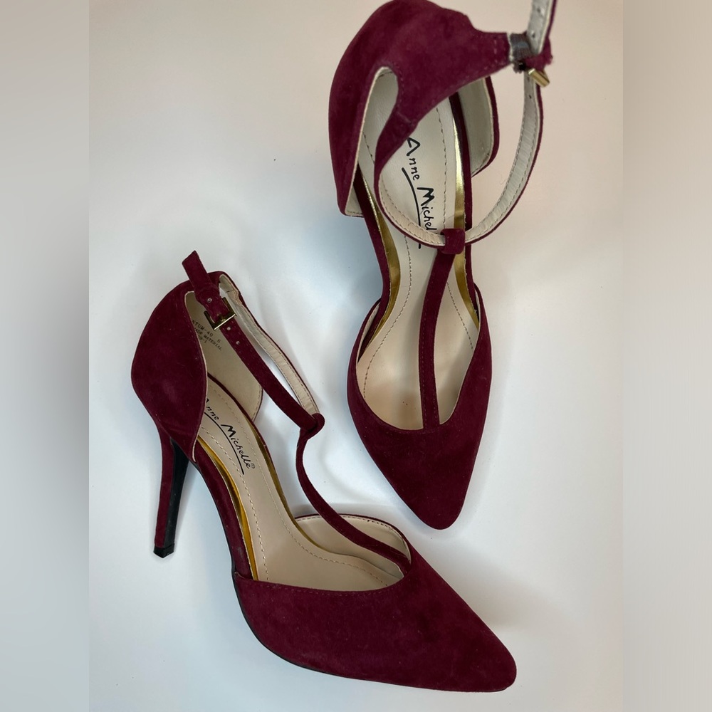 ANNE MITCHELL Velvet T-Strap High Heel in Burgundy